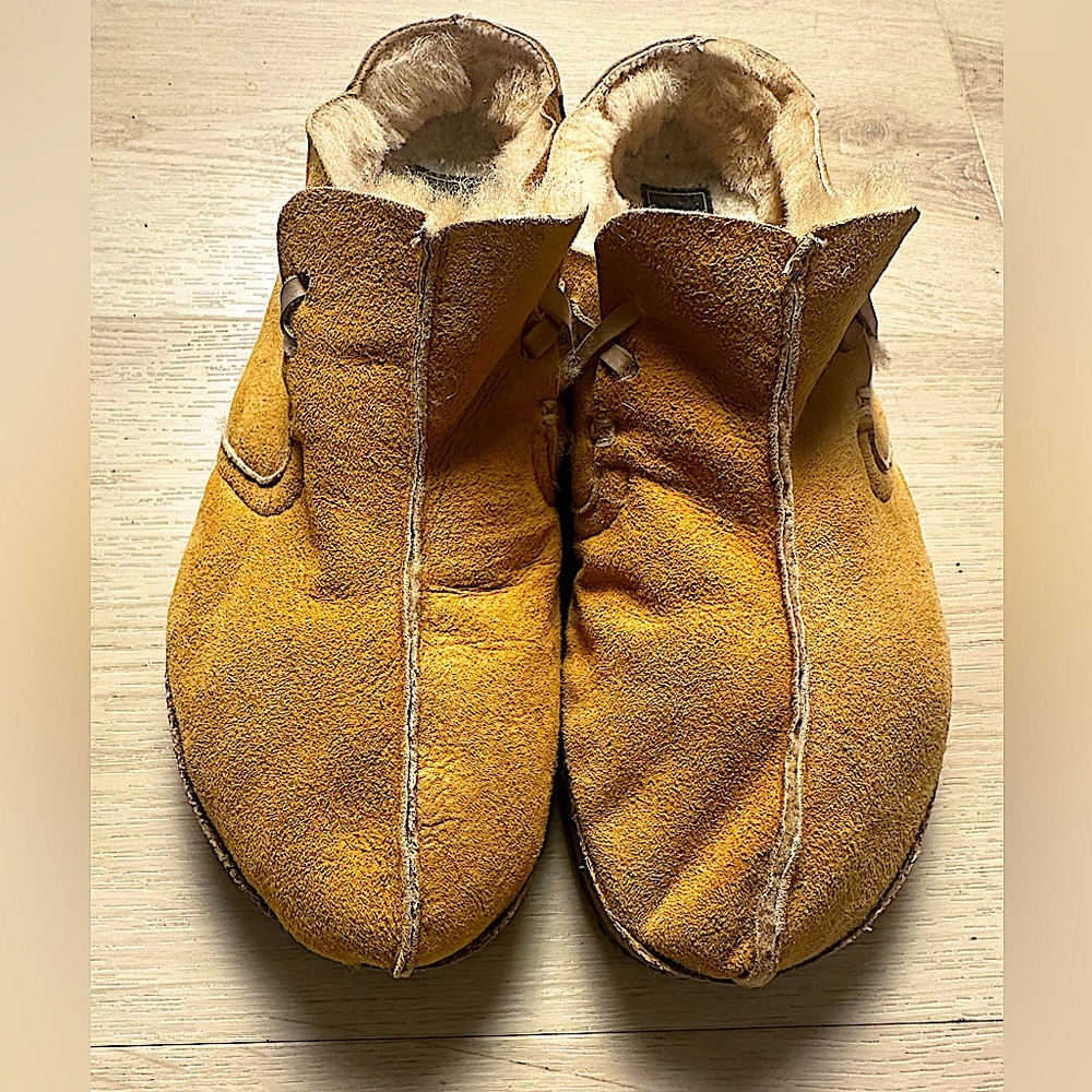 HAFLINGER Women's Saskatchewan Arch Support Shearling Shoes Sz 42/US 11 Men’s 9